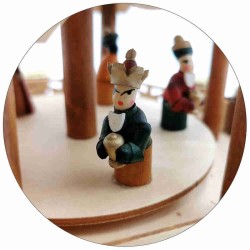 Pyramide de noël 3 étages