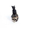 Mini Crâne avec un Chat Noir
