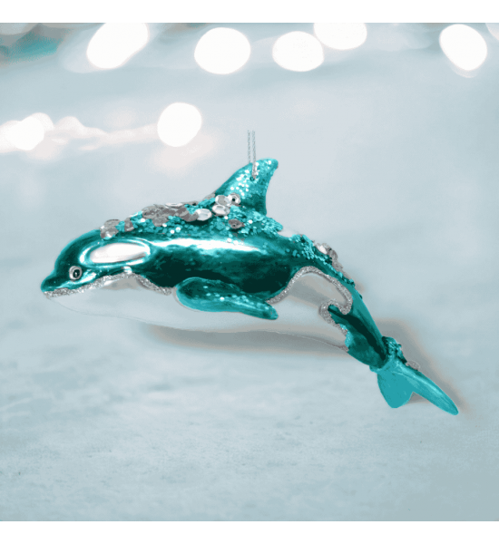 Le Dauphin December Diamonds