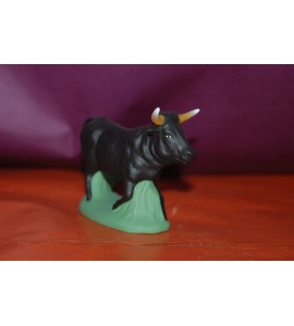 Taureau tête droite