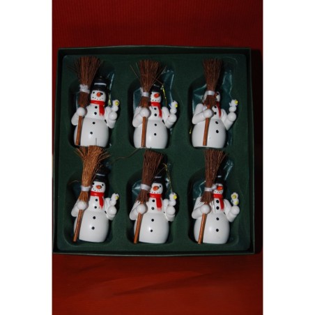 Boite de 6 Bonhommes de Neige en Bois
