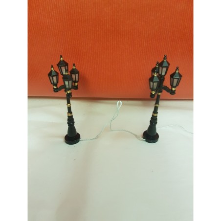 Set de Deux Réverbères Anglais