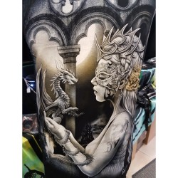 T Shirt Dragon