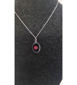 Collier Rose Rouge