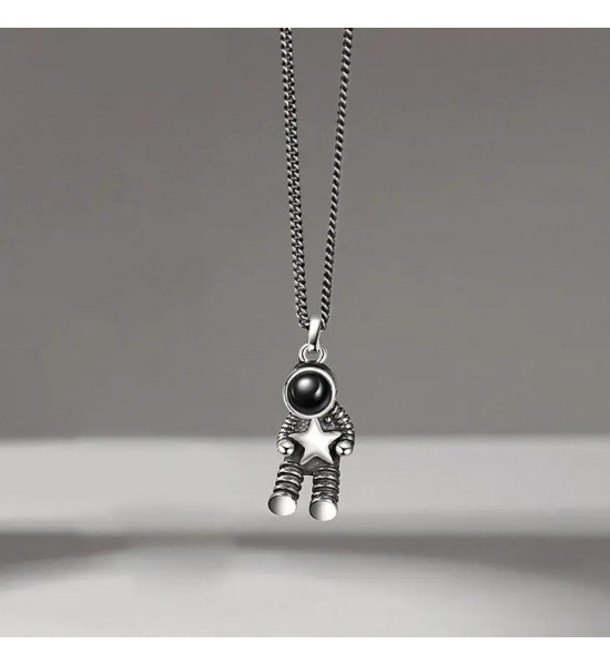 Collier Astronaute